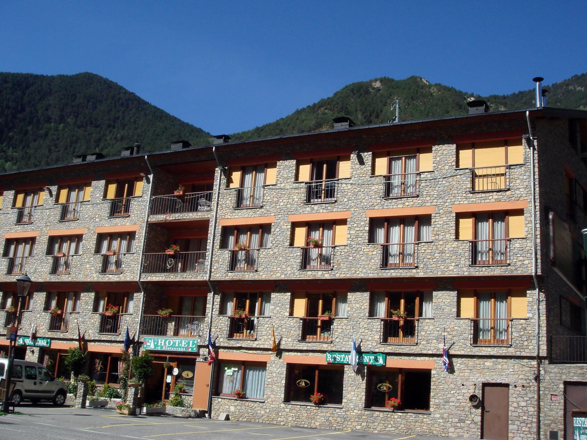 Hotel Antic La Cortinada Exterior photo